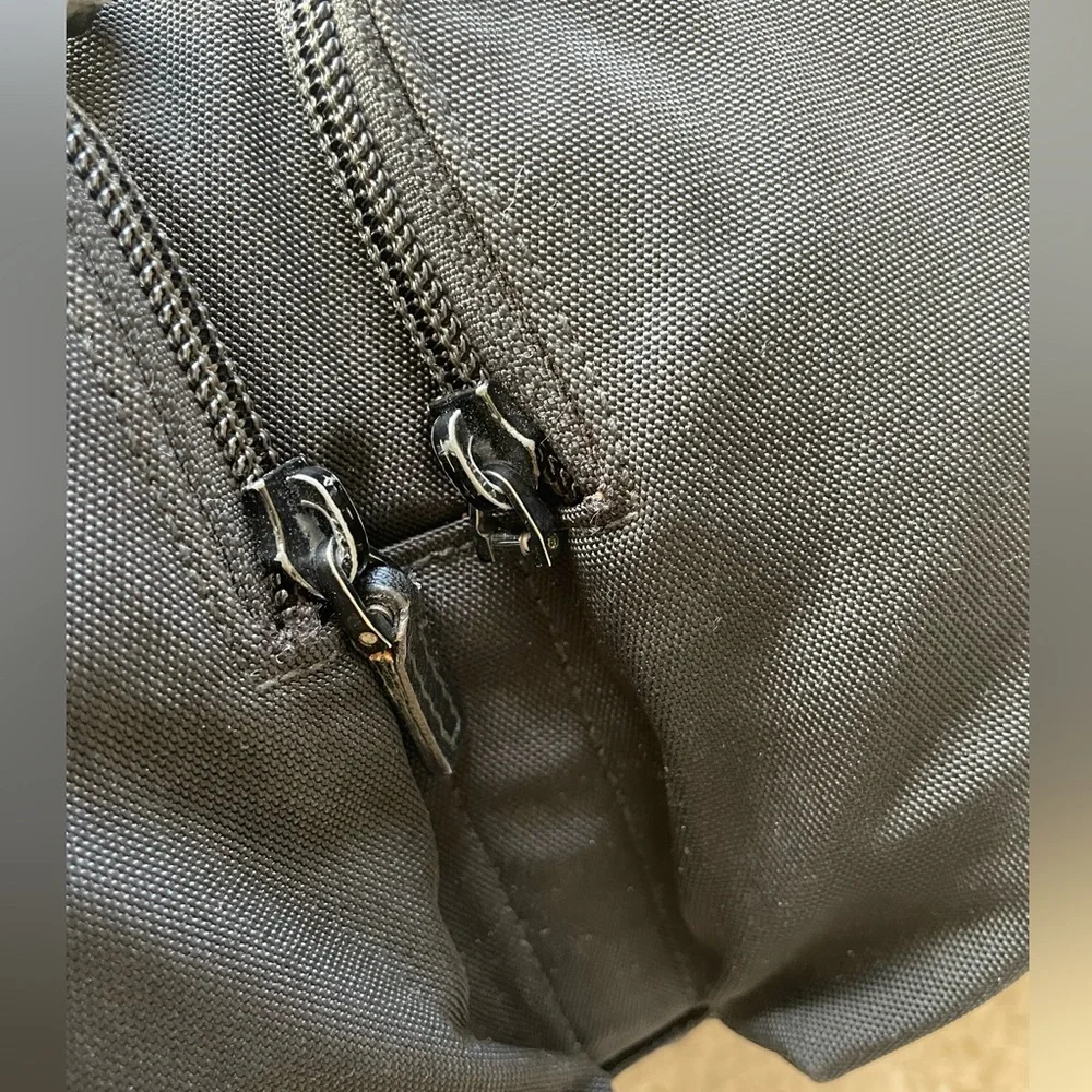 Gucci nylon hobo bag - Picture 4 of 10